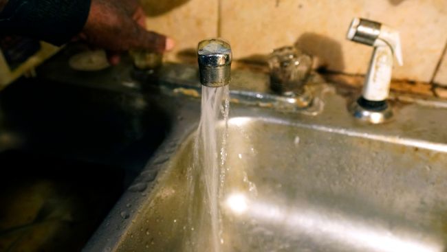 Vancouver Island community under urgent water alert after main break disrupts system