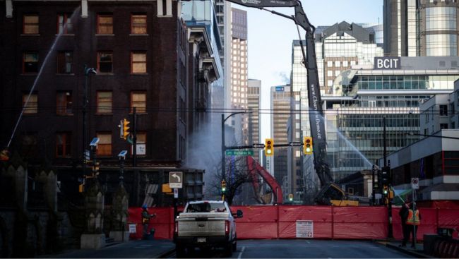 Vancouver heritage building being demolished over risk of collapse