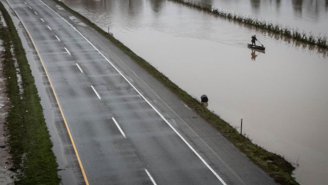 Wet weather continues as heavy rain, wind warnings issued in parts of B.C.