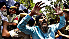 Watch Cobrapost Expose: Delhi Police was ordered to go slow on 1984 Rioters