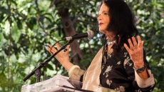'Ahead Of Trump's 'Terrible Inauguration,' Celebrated American Poet Finds 'Heaven' In Jaipur