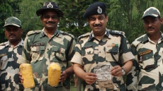 BSF recovers 22 kg heroin in Punjab, smugglers escape