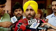 AAP Hits Out At SAD-BJP Government For 'Ruining' Punjab