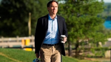 Ottawa's Economic Advisers To Meet Morneau To Discuss Canada's Weak Growth