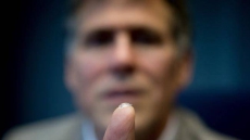 Bionic Lens Means Perfect Vision Without Ever Needing Glasses, Contacts: B.C. Doctor