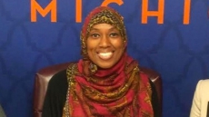 Muslim Flight Attendant Suspended For Refusing To Serve Alcohol Files Complaint