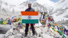 Pune Police Couple Who Faked Everest Feat, Suspended