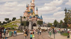 Worker Dies At Disneyland Paris Haunted House