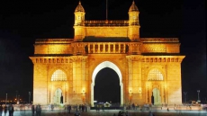 Watch: Mumbai Policemen Harass A Group Of Men – For Being At The Gateway Of India Late At Night