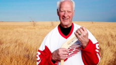 Gordie Howe's Family Opens Visitation And Funeral To Public