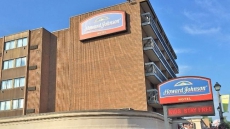 U.S. Couple Whose Baby Was Locked In Niagara Falls, Ont. Hotel Safe Contacts Police