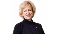Former PM Kim Campbell Says Sleeveless Dresses 'Demeaning' For TV Broadcasters