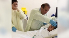 WATCH: Video Of Nawaz Sharif's Final Goodbye To Begum Kulsoom Nawaz Goes Viral