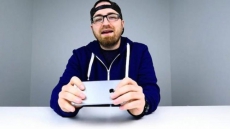 Canadian Video Testing iPhone's Bendability Makes YouTube's Year-end List