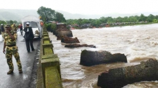 2 Missing After Maharashtra Bridge Tragedy, Judicial Probe Ordered