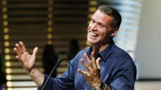 'Human Rights Medal:' Olympic Swim Champion Mark Tewksbury Gives Medal To Winnipeg Museum