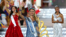 Miss Spain Mireia Lalaguna Royo Crowned Miss World 2015