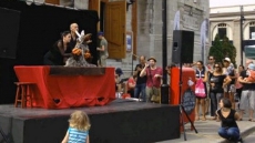 Montreal Puppet Show Organizers Apologize After Inappropriate Song Played