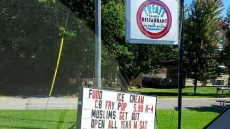 Owner Who Posted 'Muslims Get Out' Sign Invited To US Mosque