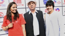 Phogat Sisters, Ravi Kishan To Heat Up Delhi MCD 'Dangal' For BJP