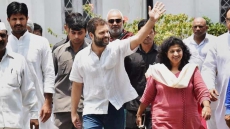 There Are Some Things A Hug Can Buy: Rahul Gandhi's US Visa Jibe At PM Modi