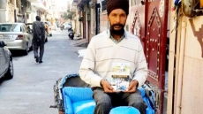 Punjab Rickshaw Puller Pens Book On Experiences With Passengers