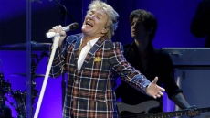 Rod Stewart's Seal Coat Explanation Draws Doubts From Anti-Sealing Activist