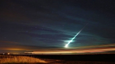 Crackle And Glow: Saskatchewan Photographer Captures Fireball In Night Sky