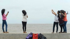 21-Yr-Old Woman Drowns In Sea While Taking Selfie In Mumbai