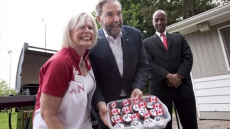 NDP Leader Tom Mulcair visits region key to party's hopes of forming government