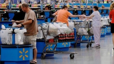 Declined: Walmart Kicks Off Visa Credit Card Ban In Thunder Bay, Ont.