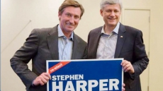 Wayne Gretzkysays Appearance At Harper Campaign Event 'A Favour' For The PM