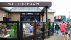 This Is How Customers Are Getting Free Drinks At Wetherspoons