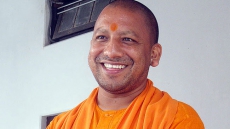 Yogi Adityanath Takes Dig At Rahul, Akhilesh