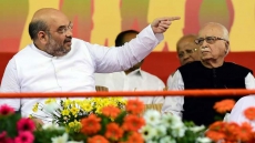 BJP Marks 35th Foundation Day, Advani Not Officially Invited