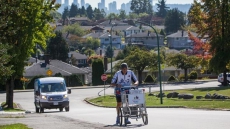 Youth homelessness advocate completes cross-country walk pushing a shopping cart