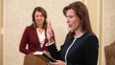 Alberta minister of arts, culture and Status of Women apologizes for using expletive