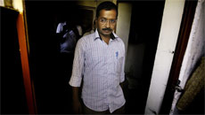 ‘I Have Nothing Personal Against You’:  Arvind Kejriwal Now Apologises To Nitin Gadkari, Kapil