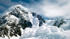 Four soldiers, civilian missing in Kashmir avalanche