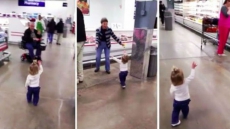 Meet 16-Months-Old Baby Girl Who Waves 'Hi' To Everyone She Meets