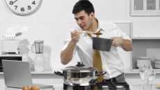 Bachelor? Try Easy Cooking For Buddies
