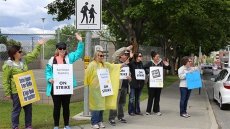 B.C. Teachers And Employers Hold Marathon Bargaining Session Over Weekend