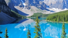 Rivers surge as warm spell melts B.C. snow