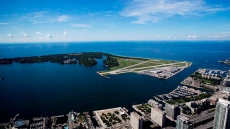 Air Canada looking at ending flights to Toronto's Billy Bishop island airport