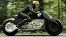 BMW's New Motorcycle Is So Smart You Will Never Ever Have An Accident!