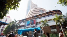 Chinese Slide, Greek Crisis Subdue Markets; BSE Sensex Sheds 484 Points