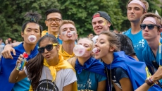 Toronto's Ryerson University Seeks Guinness World Record For Bubble Gum Blowing