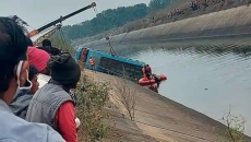 48 people dead after a bus crashes into a canal in Madhya Pradesh