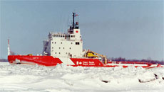 Canadian Icebreakers head out to map Arctic sea floor