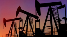 Baloney Meter: Is the U.S. going to need 'less and less' Canadian oil?